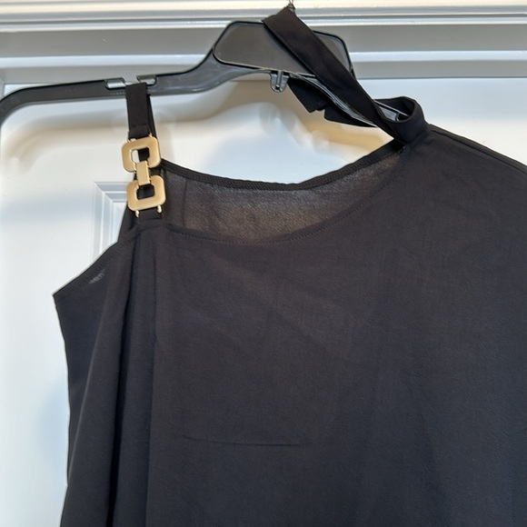 NEW Dolman Sleeve One Shoulder Top BLACK‎ size Small fits a medium easy! - Picture 3 of 8